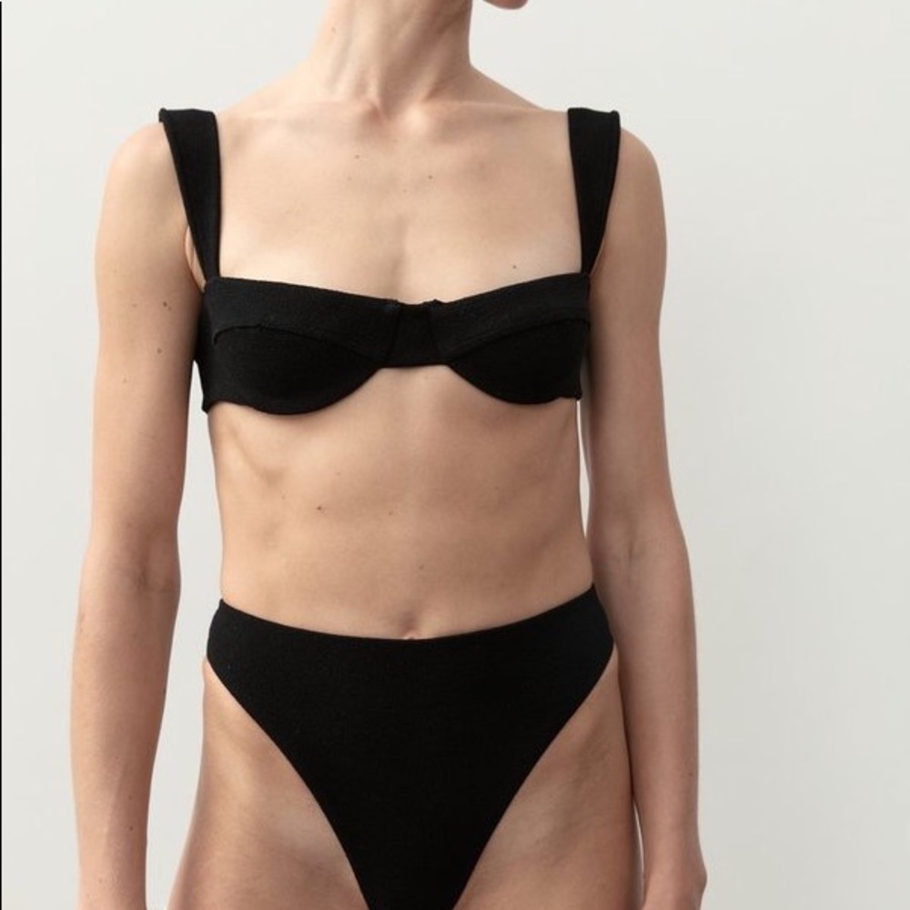 NWT Ziah Ella Top Black Boucle Size 8 AUS Size Small U.S. Bikini Swimsuit